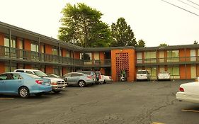 Royal Motel